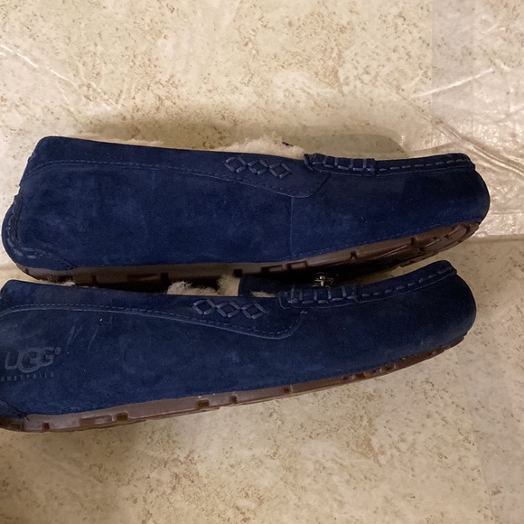 Ugg Ansley Charm dark blue size 5 - Picture 8 of 9